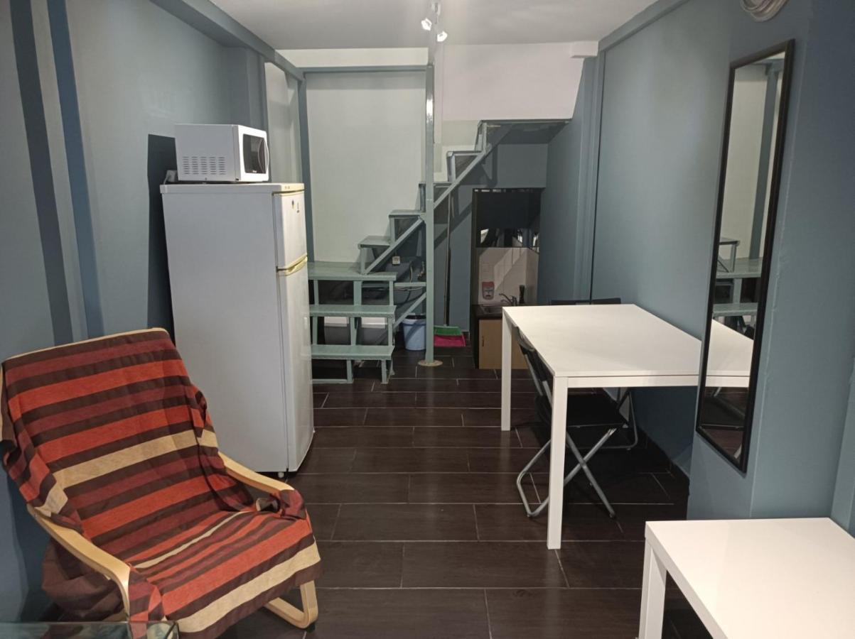 Apartment Dipla 2 Athens Exterior photo